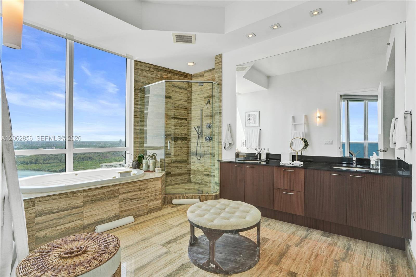 See details 3406 3 / 4 2327 sq. ft. $ 2026-07-31 0 Photo
