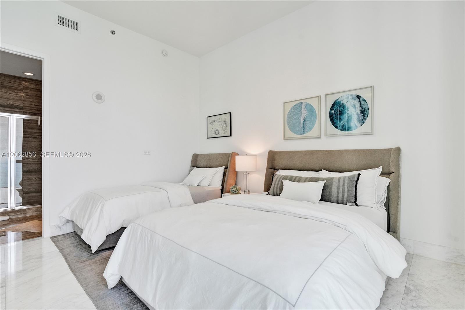 See details 3406 3 / 4 2327 sq. ft. $ 2026-07-31 0 Photo