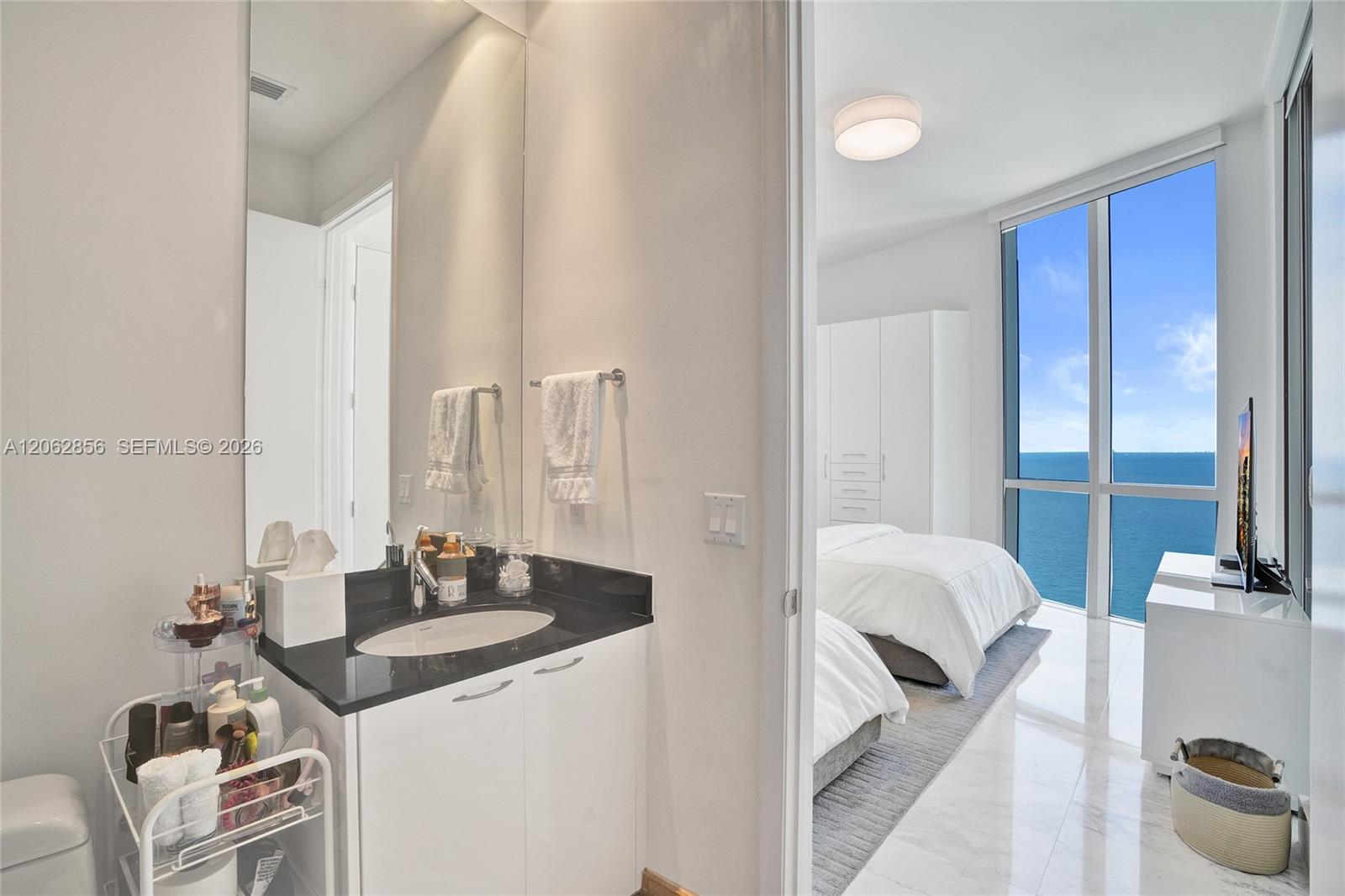See details 3406 3 / 4 2327 sq. ft. $ 2026-07-31 0 Photo