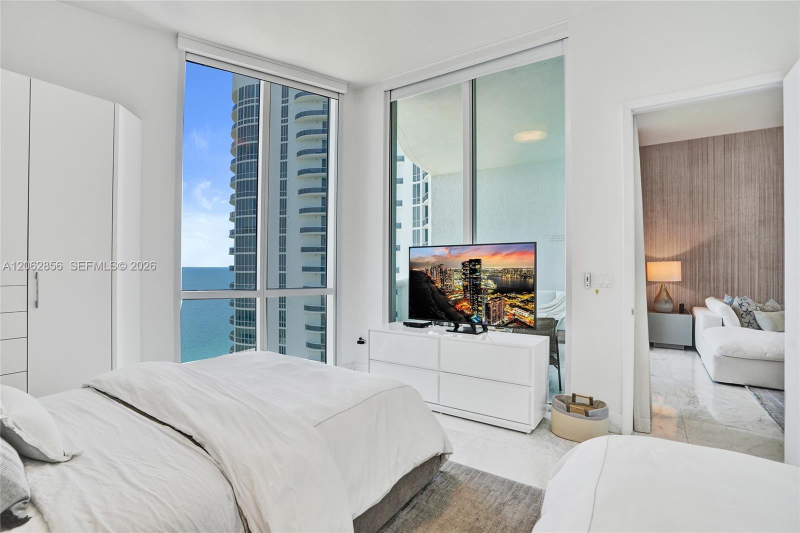 See details 3406 3 / 4 2327 sq. ft. $ 2026-07-31 0 Photo