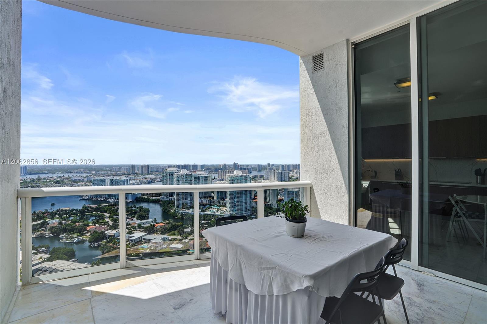 See details 3406 3 / 4 2327 sq. ft. $ 2026-07-31 0 Photo