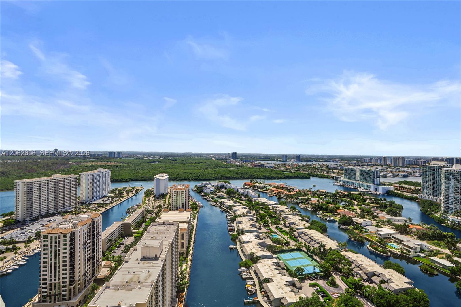 See details 3406 3 / 4 2327 sq. ft. $ 2026-07-31 0 Photo