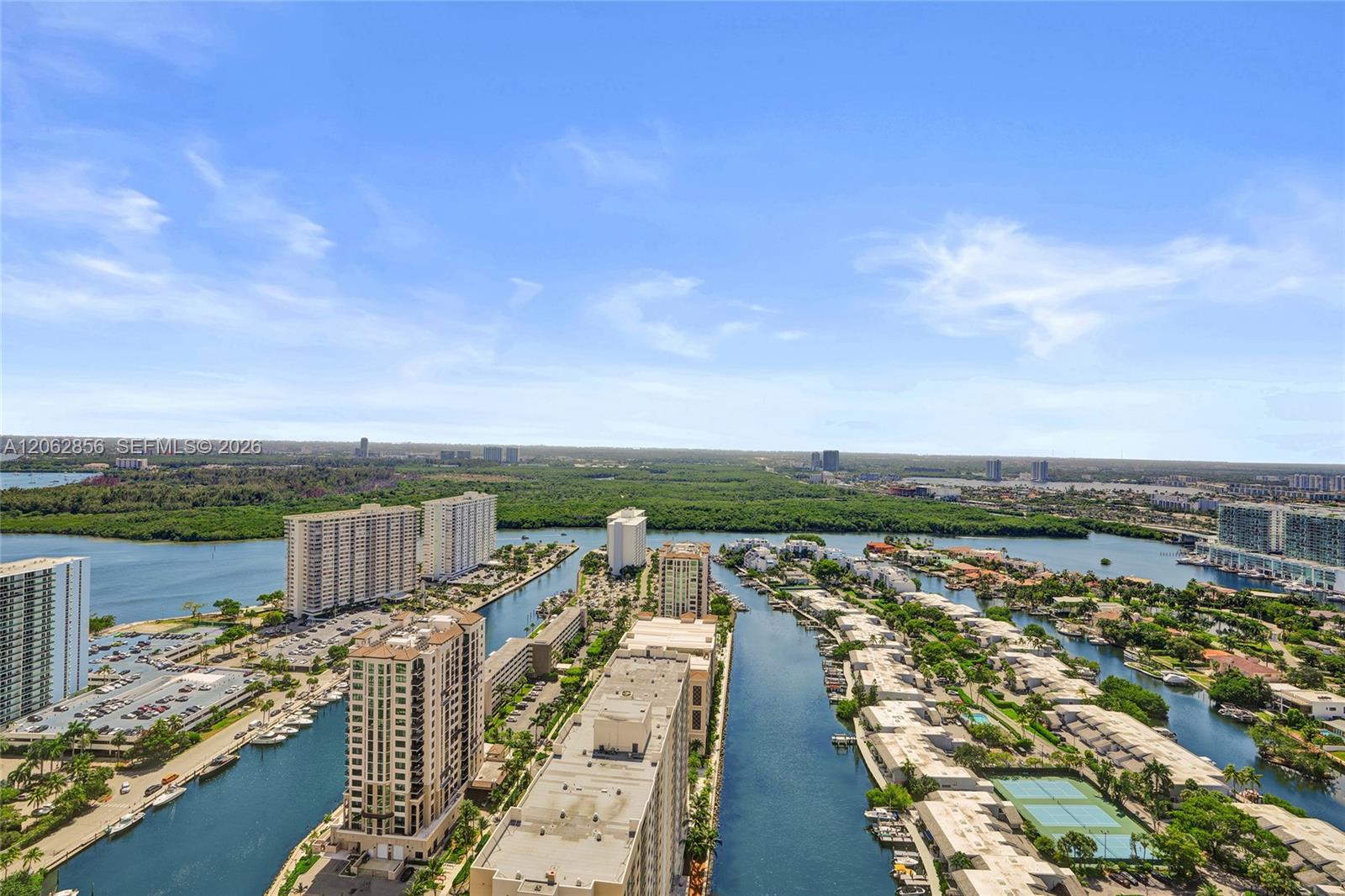 See details 3406 3 / 4 2327 sq. ft. $ 2026-07-31 0 Photo