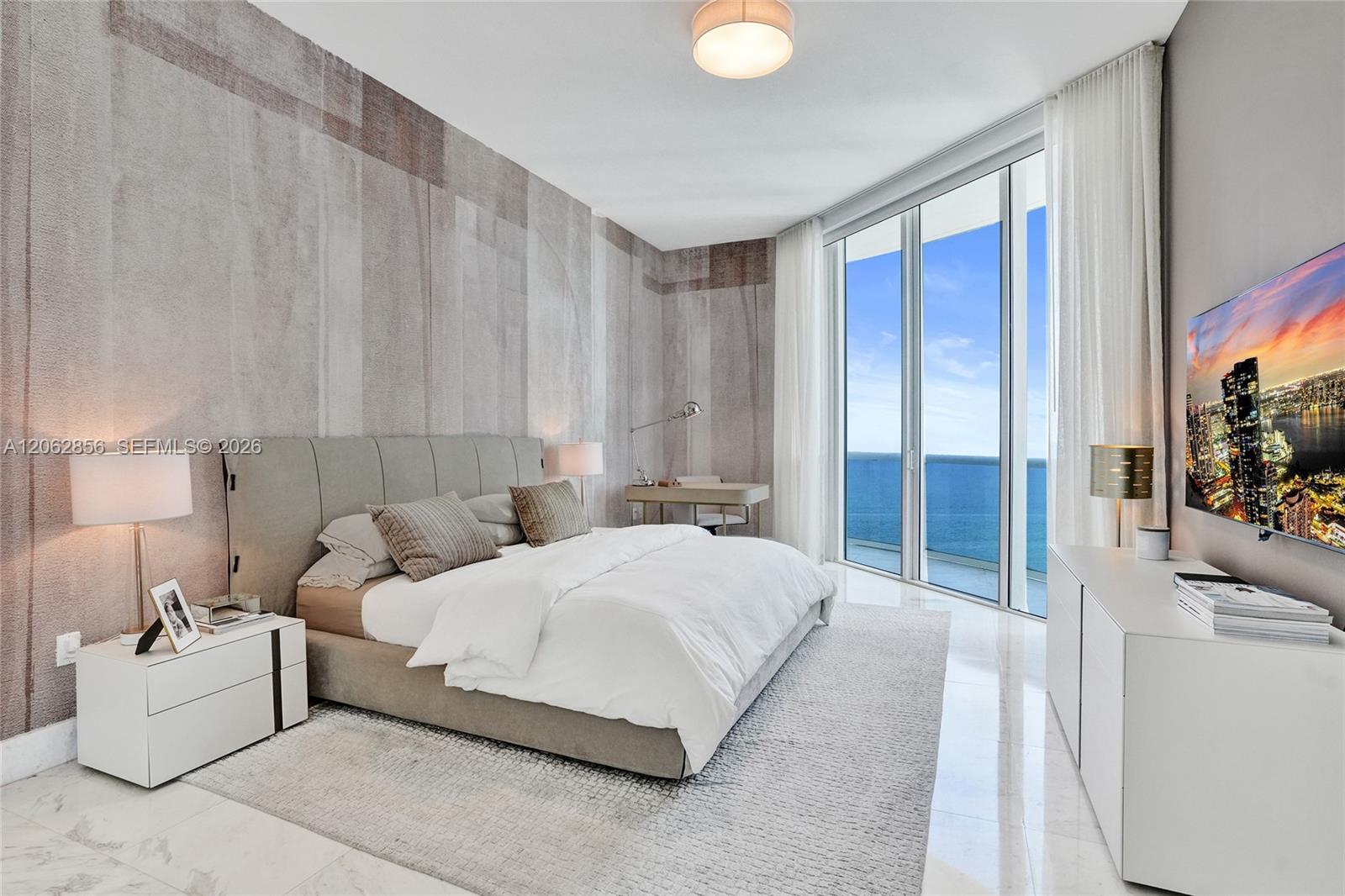 See details 3406 3 / 4 2327 sq. ft. $ 2026-07-31 0 Photo