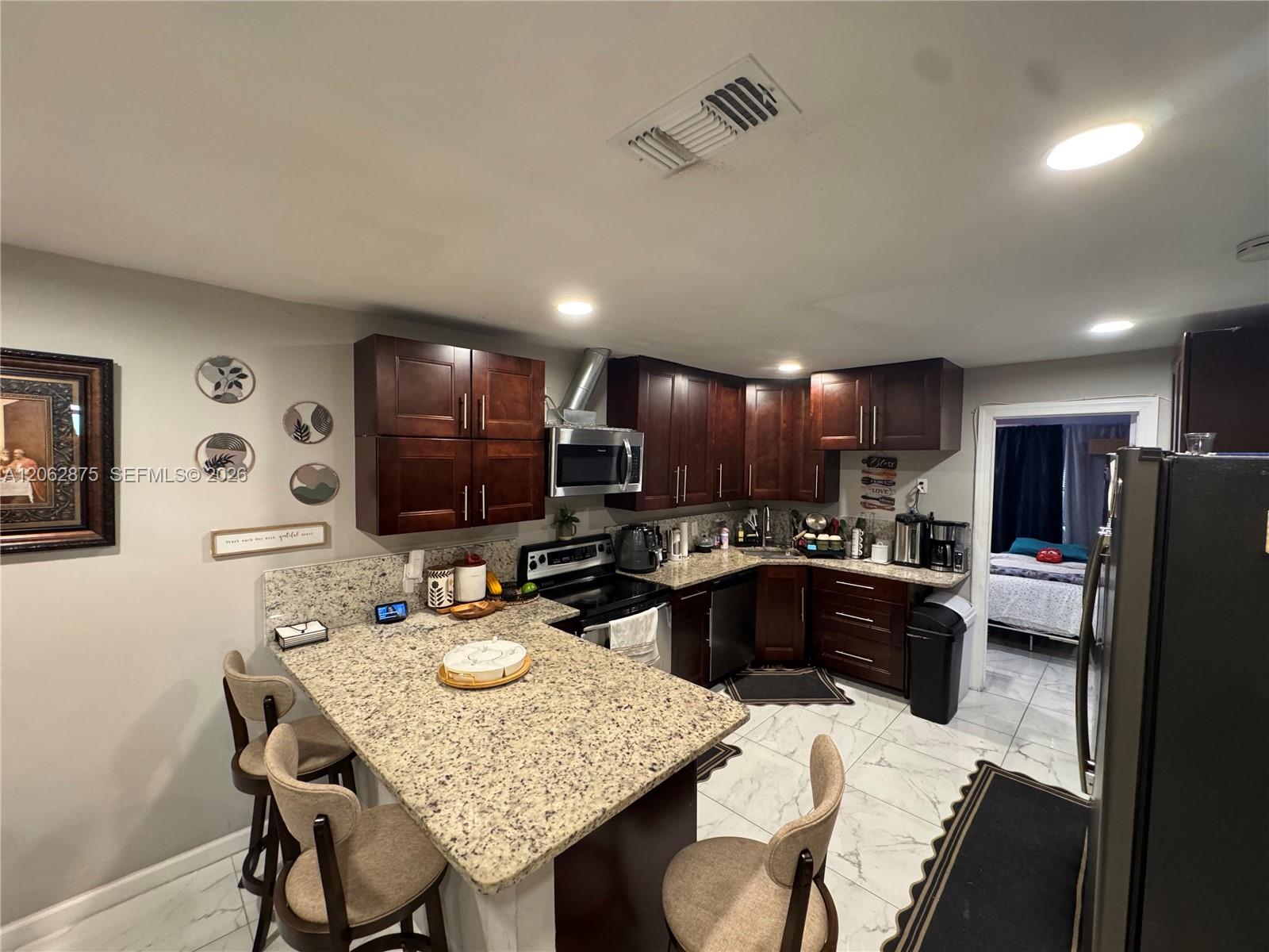 Ver detalles / 2638 sq. ft. $ 2026-07-31 0 foto