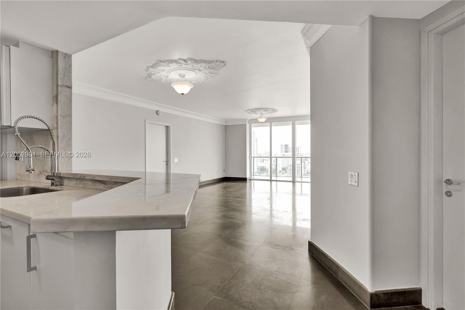 Photo of 450 Alton Rd #1906, Miami Beach, Florida, 33139 -