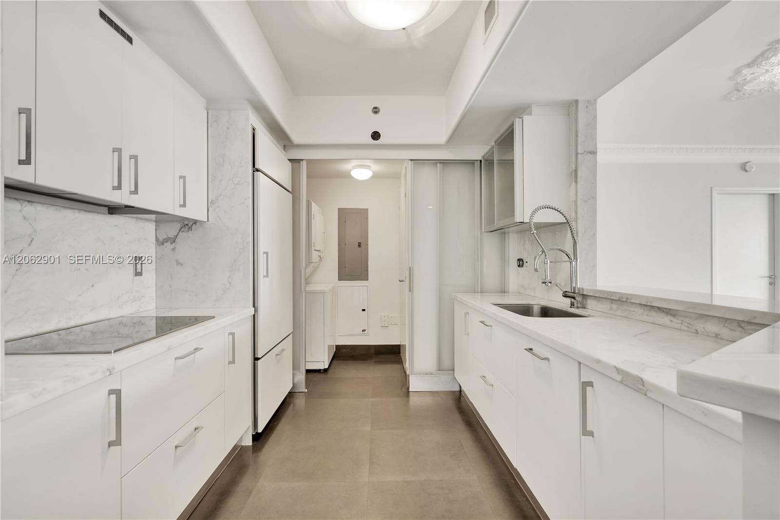 Photo of 450 Alton Rd #1906, Miami Beach, Florida, 33139 -