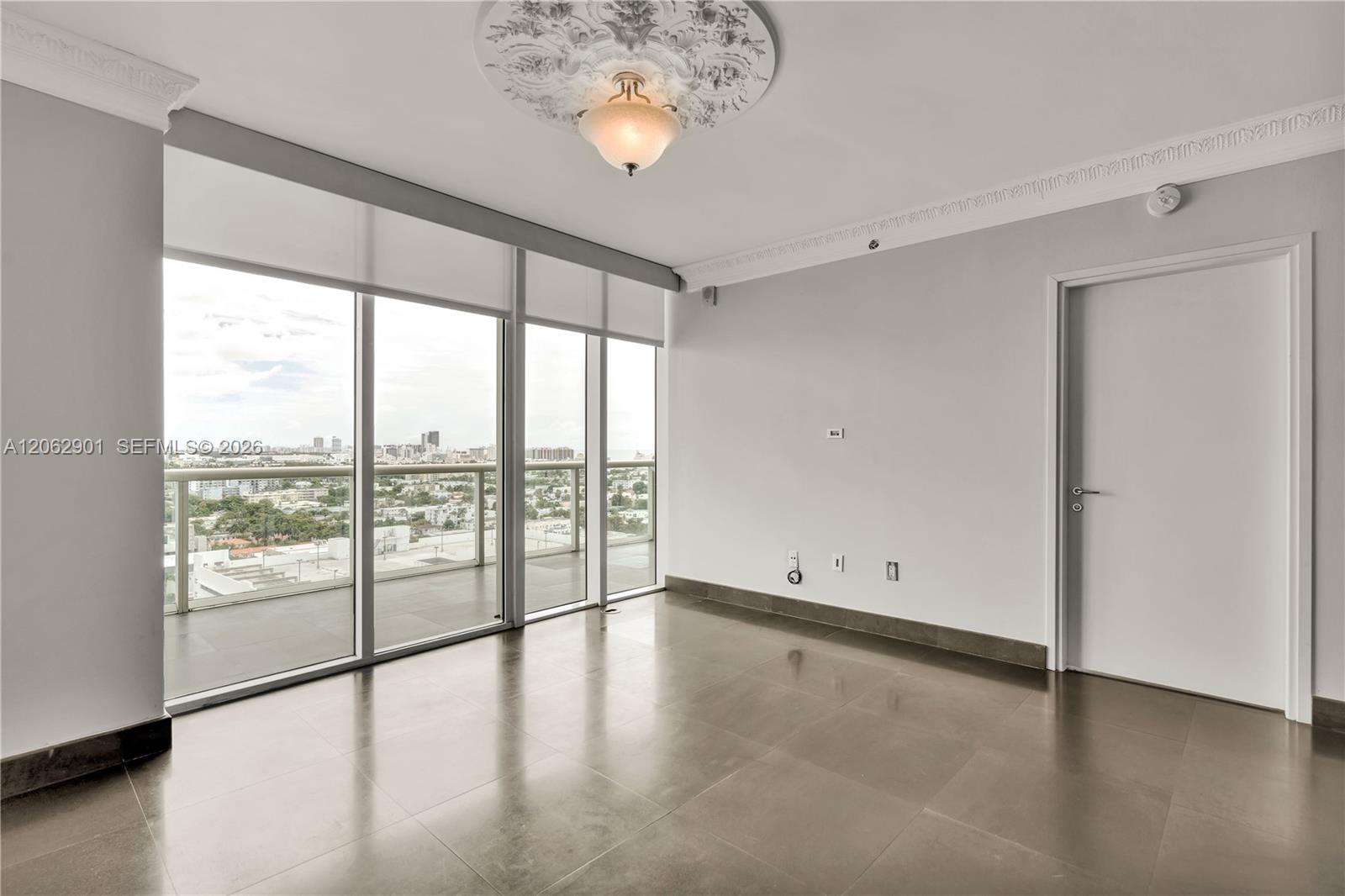 Photo of 450 Alton Rd #1906, Miami Beach, Florida, 33139 -