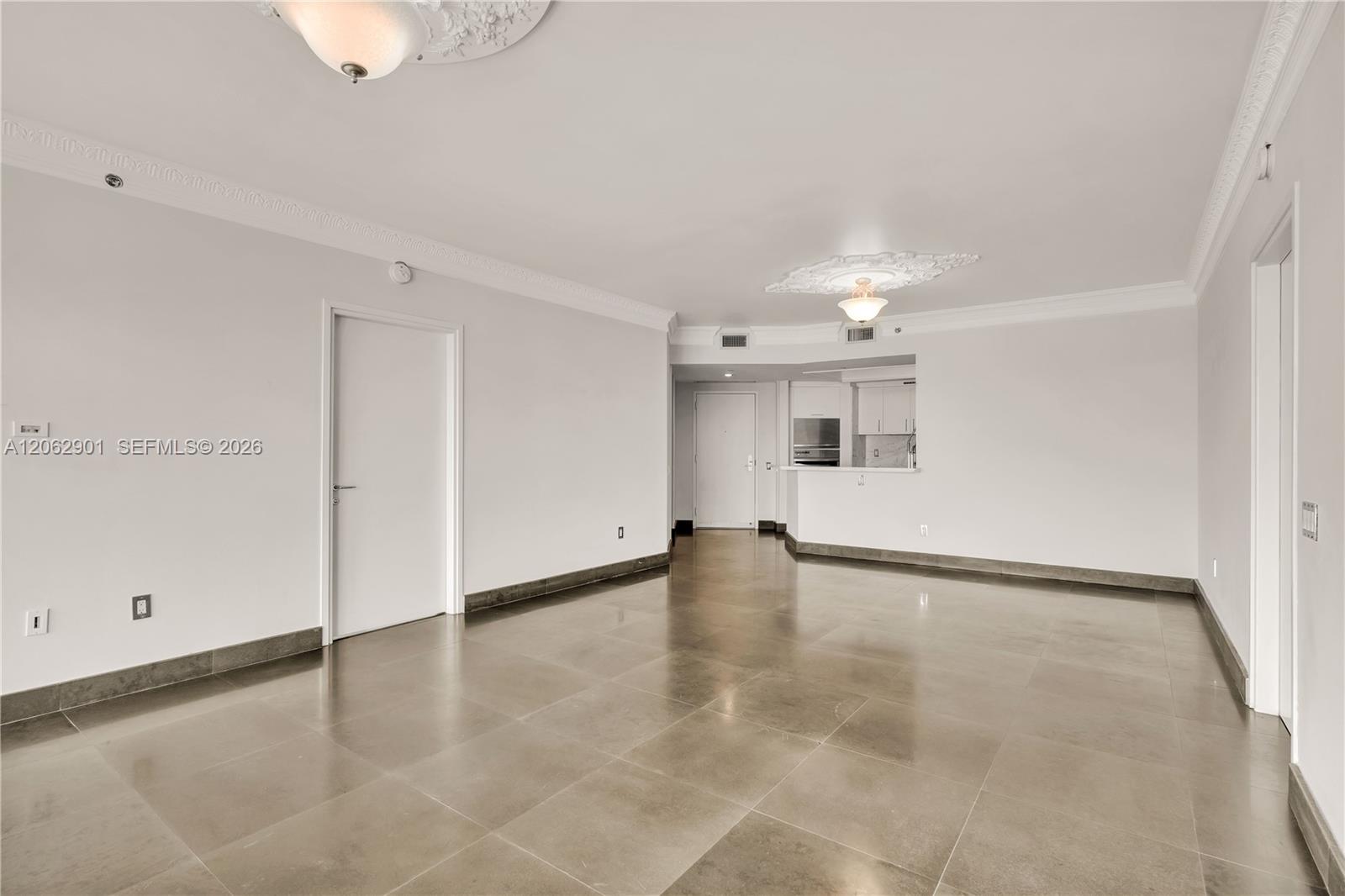 Photo of 450 Alton Rd #1906, Miami Beach, Florida, 33139 -