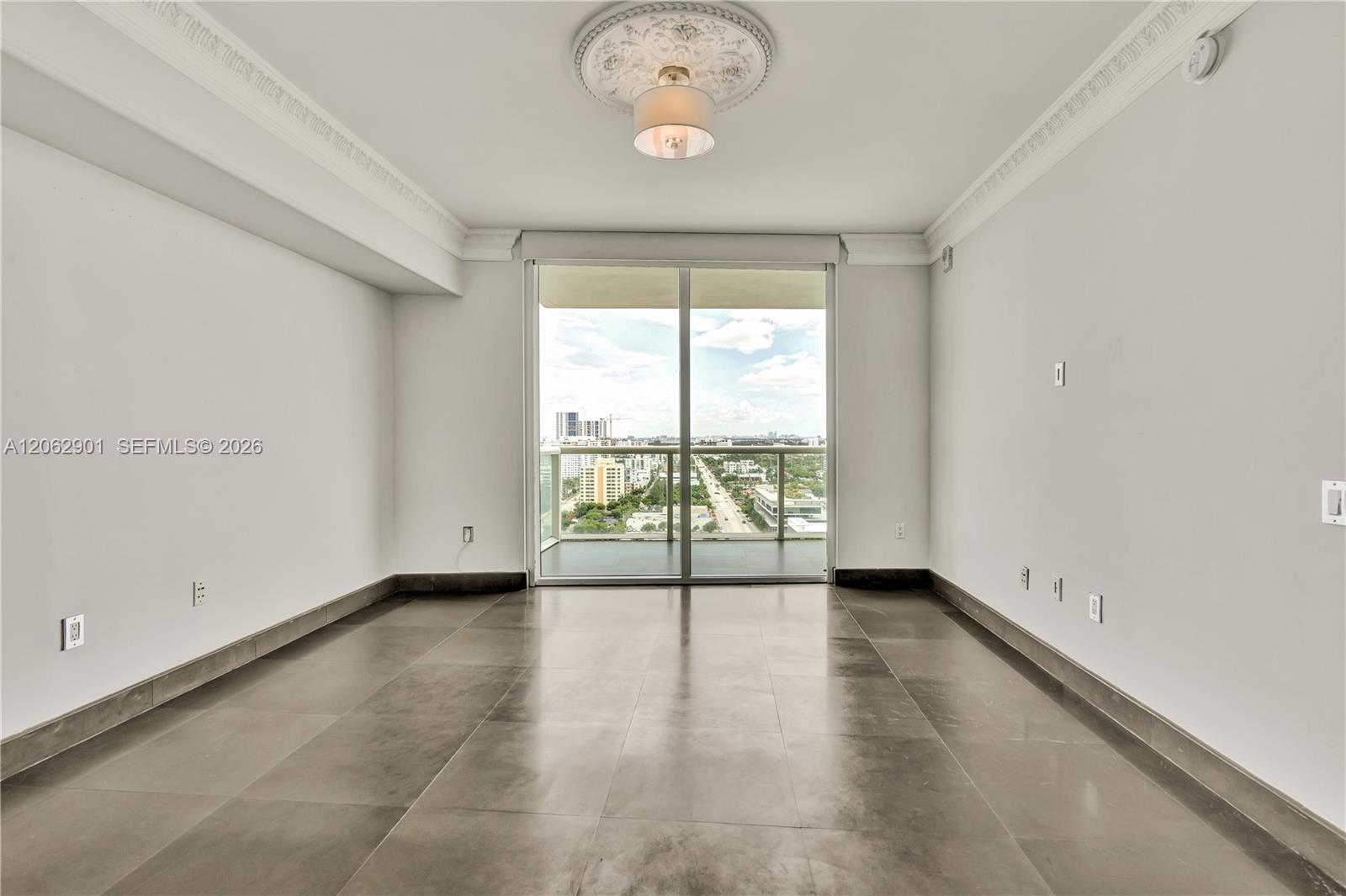 Photo of 450 Alton Rd #1906, Miami Beach, Florida, 33139 -