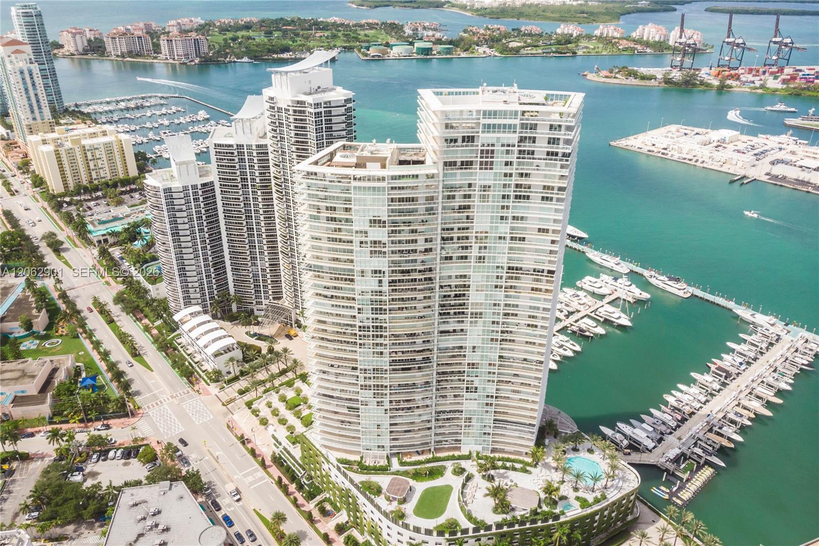 Photo of 450 Alton Rd #1906, Miami Beach, Florida, 33139 -