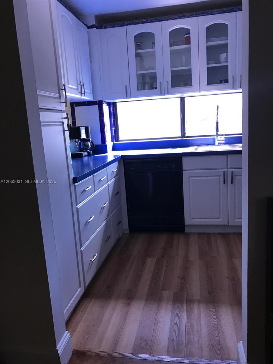 Photo of 16919 Bay Rd  #916, Sunny Isles Beach, Florida, 33160 - 