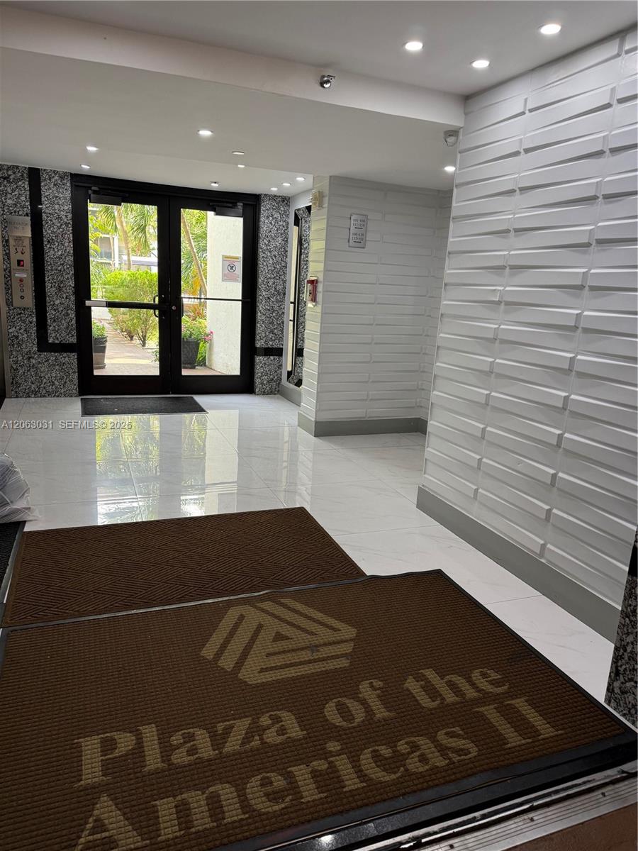Photo of 16919 Bay Rd  #916, Sunny Isles Beach, Florida, 33160 - 
