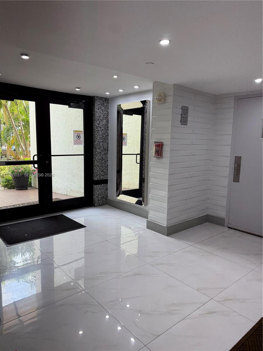 Photo of 16919 Bay Rd  #916, Sunny Isles Beach, Florida, 33160 - 