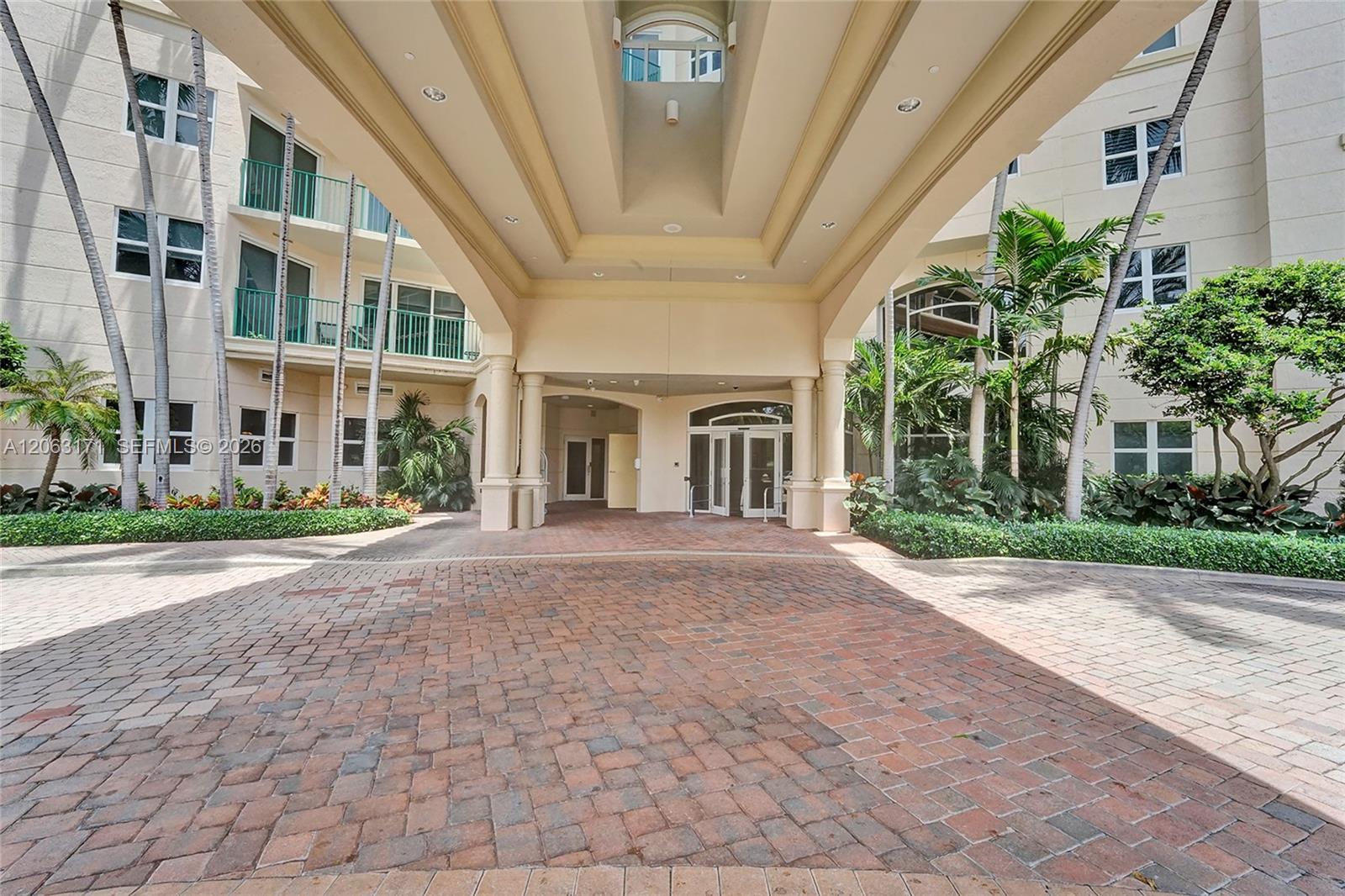 Photo of 19900 Country Club Dr #TS16, Aventura, Florida, 33180 -