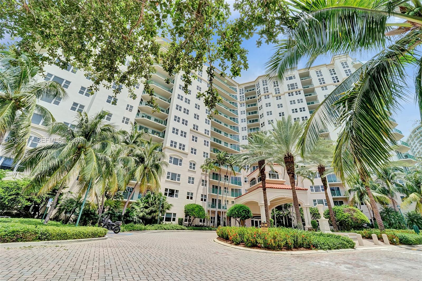Photo of 19900 Country Club Dr #TS16, Aventura, Florida, 33180 -
