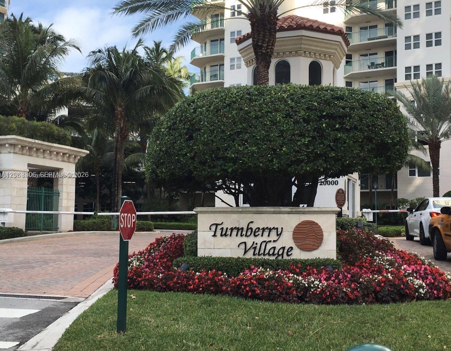 Photo 28 of Country Club Dr