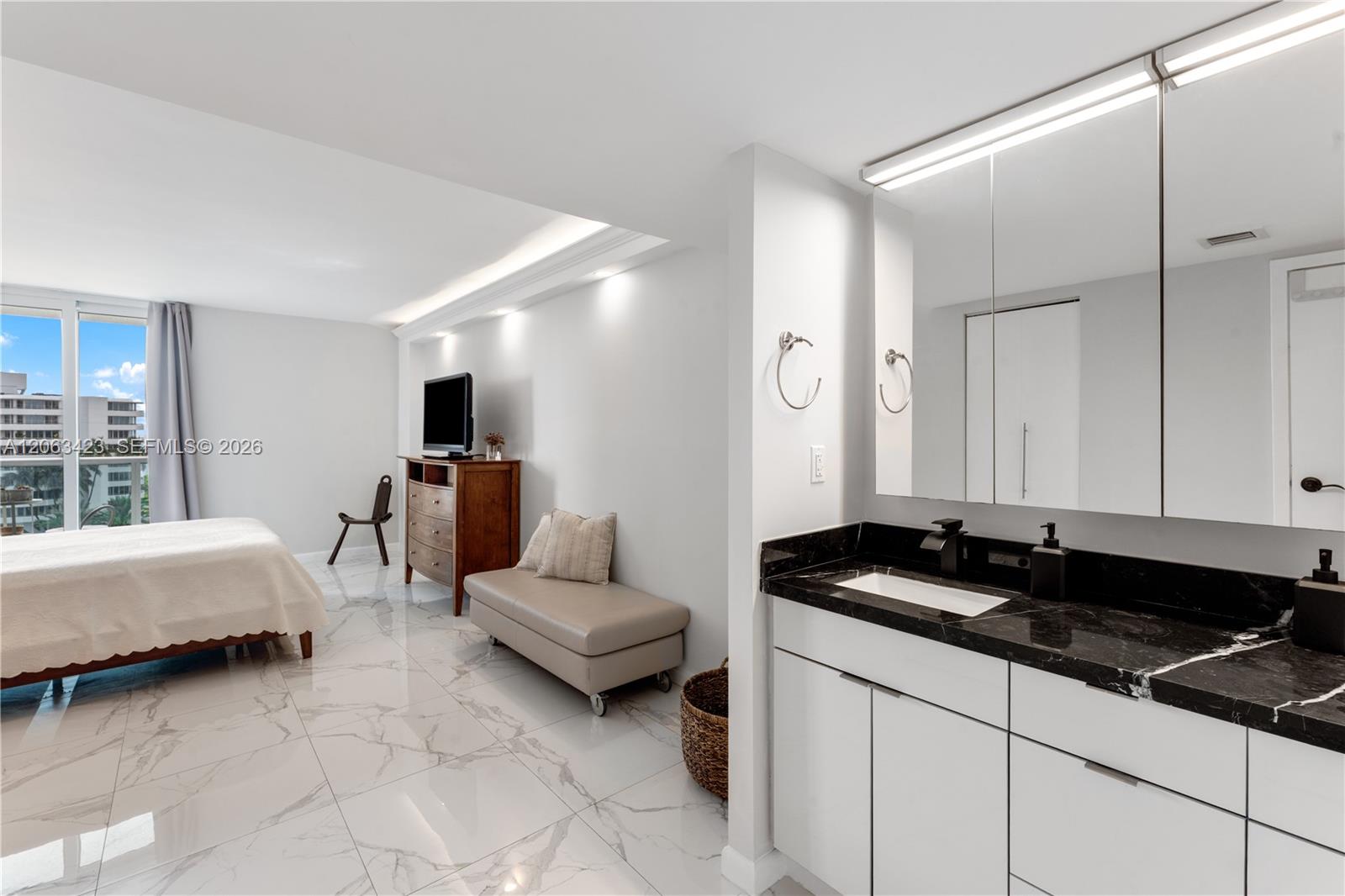 709 1 / 2 991 sq. ft. $ 2026-07-31 0 foto