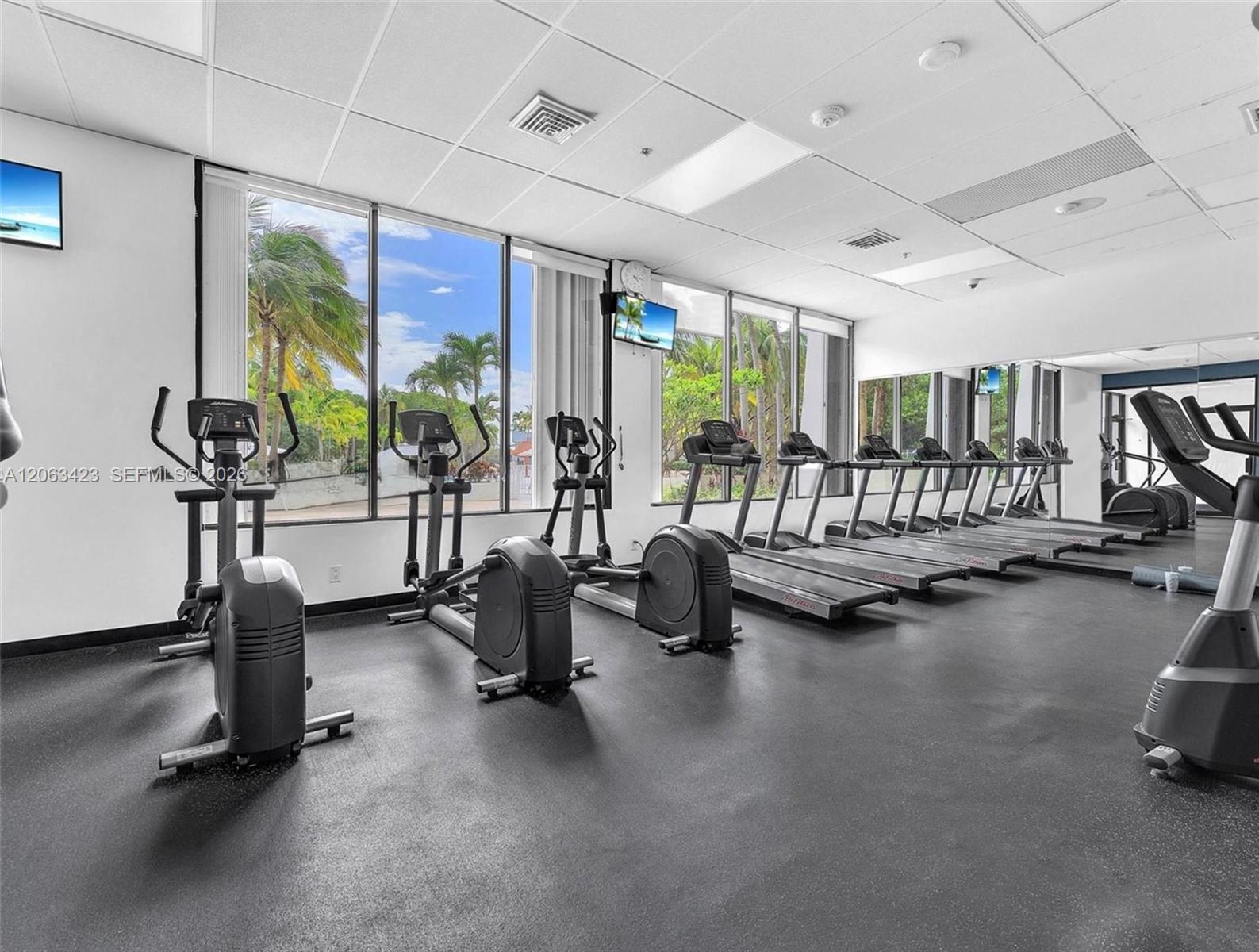 709 1 / 2 991 sq. ft. $ 2026-07-31 0 foto
