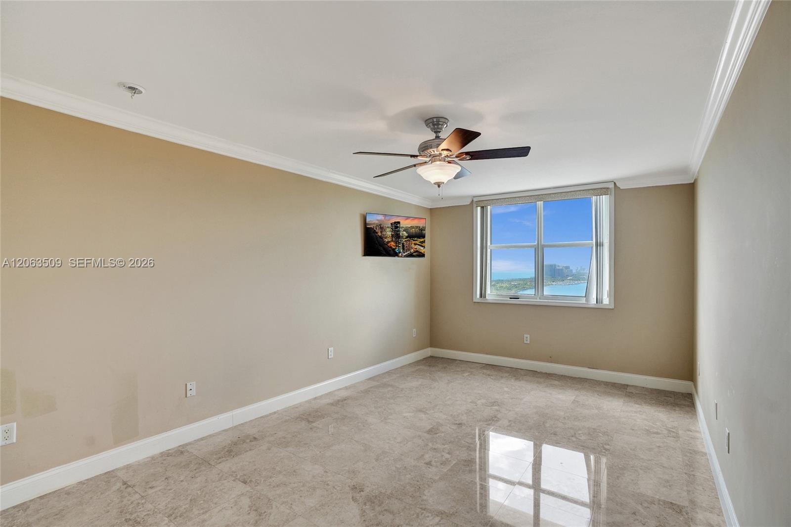 PH20 2 / 2 1120 sq. ft. $ 2026-07-31 0 foto