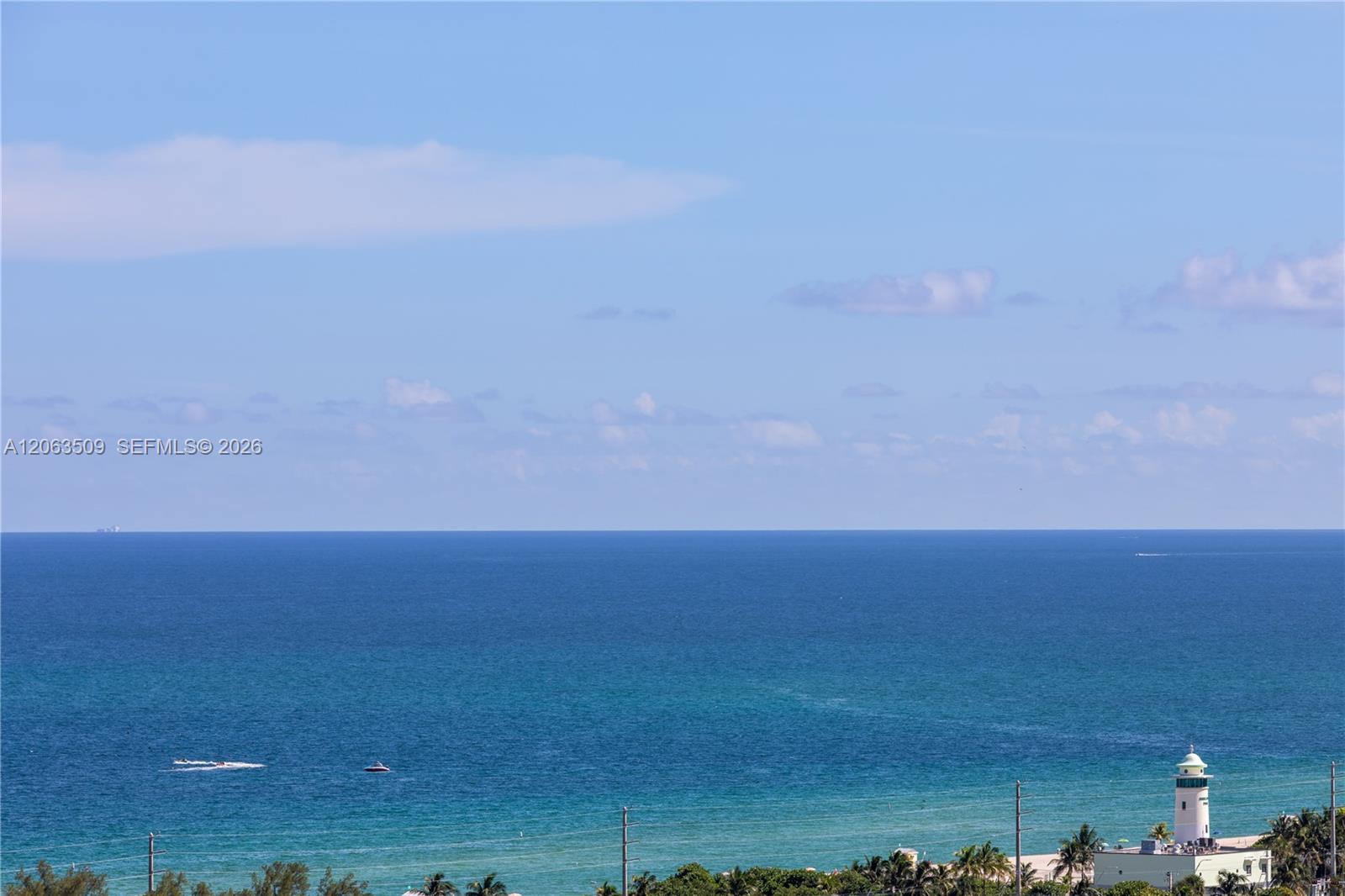 Ver detalles PH20 2 / 2 1120 sq. ft. $ 2026-10-15 0 foto