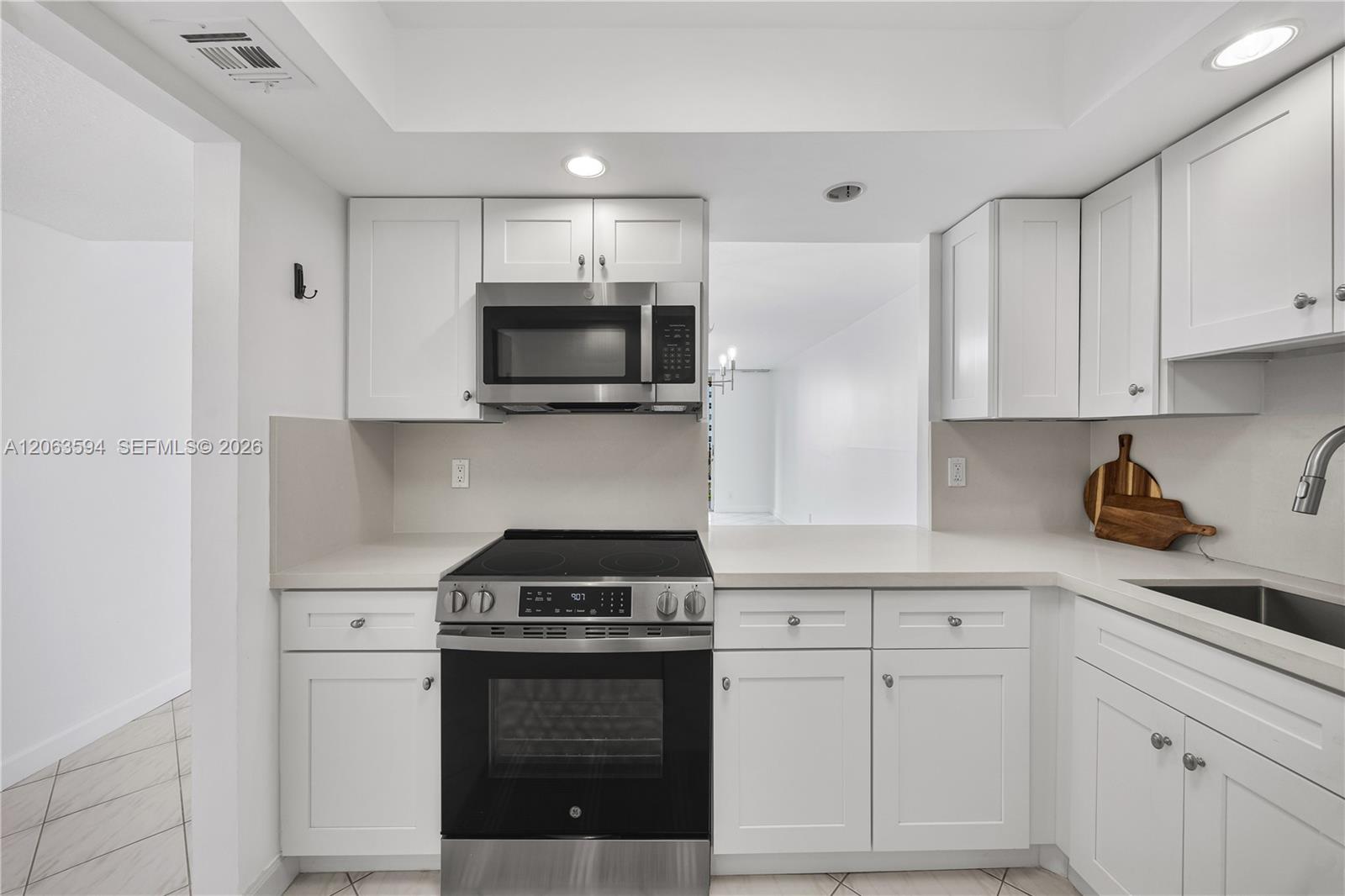 Photo of 1825 Ocean Dr #313, Hallandale Beach, Florida, 33009 -