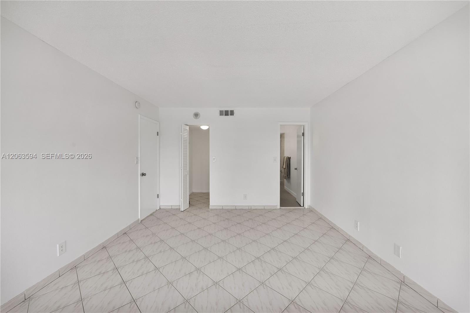 Photo of 1825 Ocean Dr #313, Hallandale Beach, Florida, 33009 -