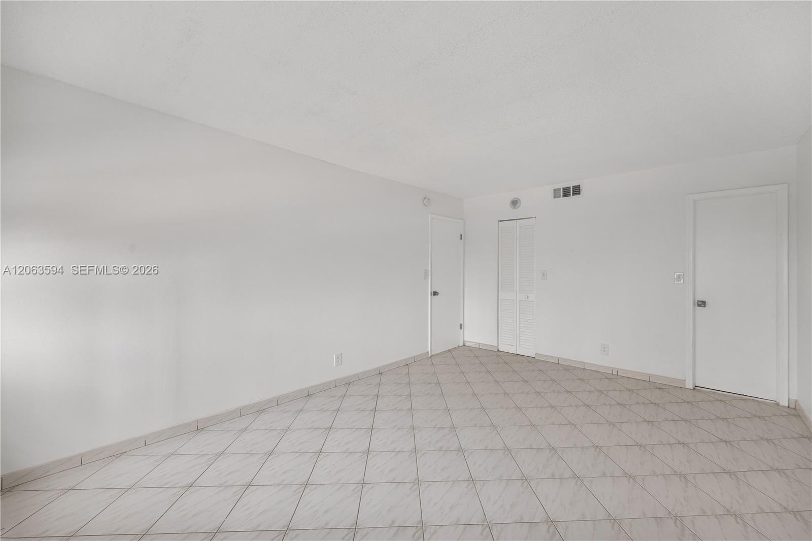 Photo of 1825 Ocean Dr #313, Hallandale Beach, Florida, 33009 -