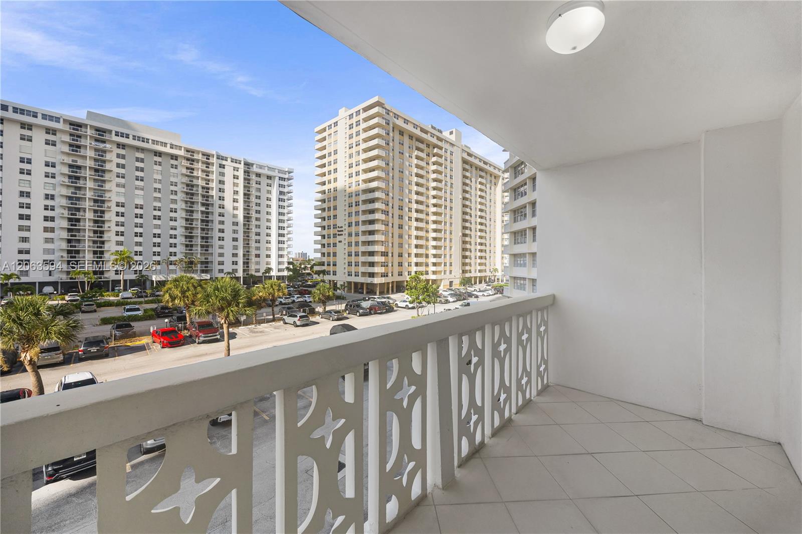 Photo of 1825 Ocean Dr #313, Hallandale Beach, Florida, 33009 -