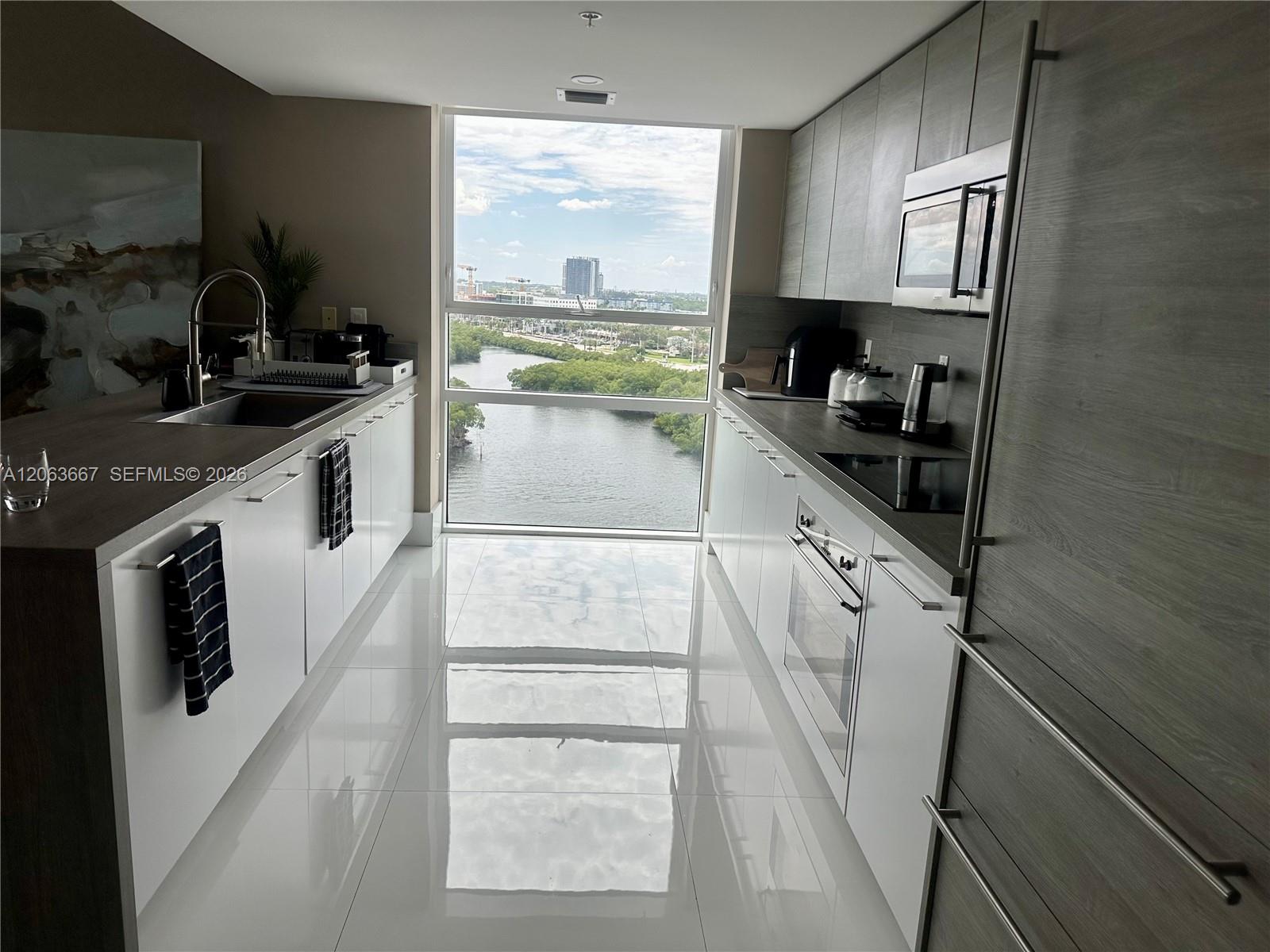 Photo 11 of Sunny Isles Blvd