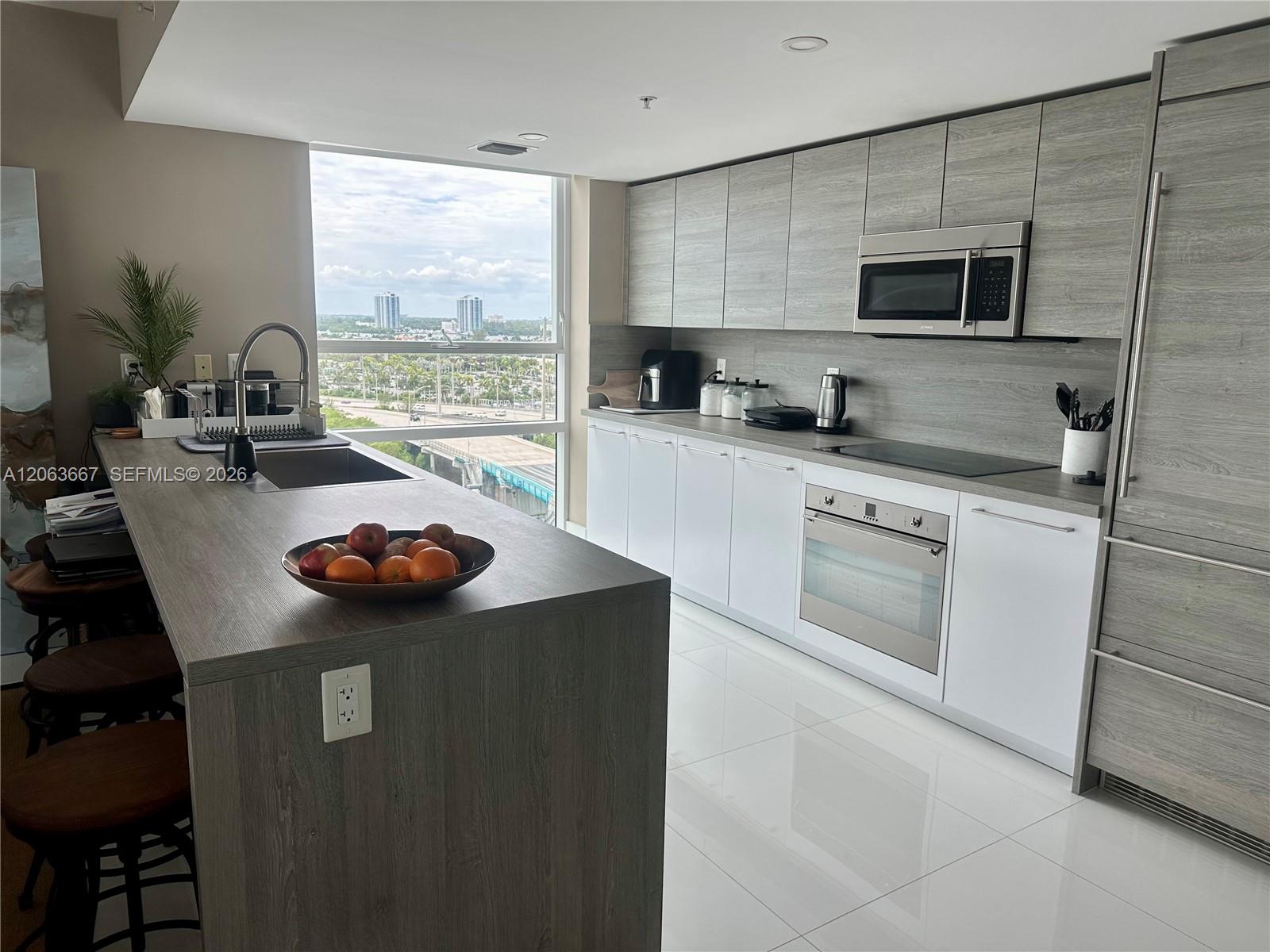 Photo 19 of Sunny Isles Blvd