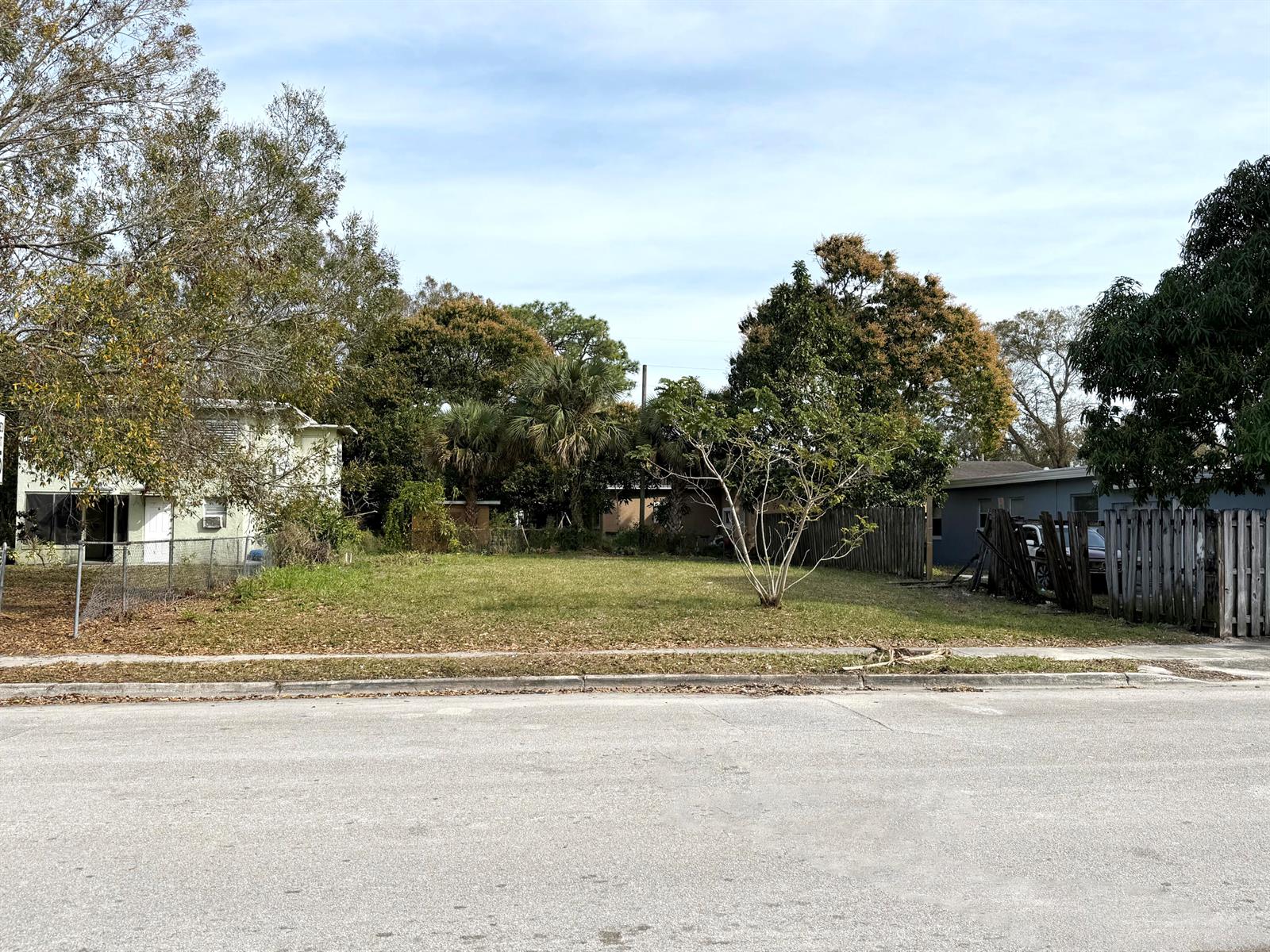   / 0  sq. ft. $ 2026-08-02 0 foto