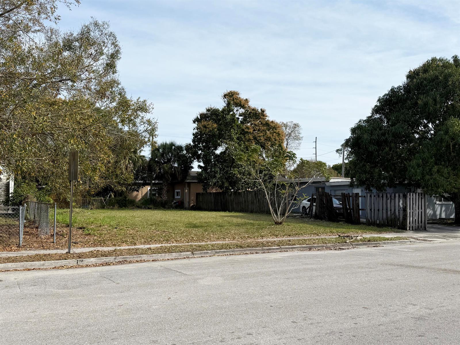   / 0  sq. ft. $ 2026-08-02 0 foto