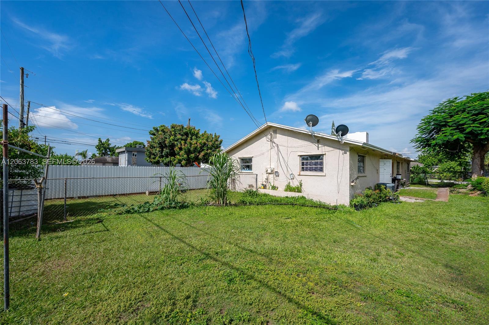   /  2070 sq. ft. $ 2026-08-01 0 foto