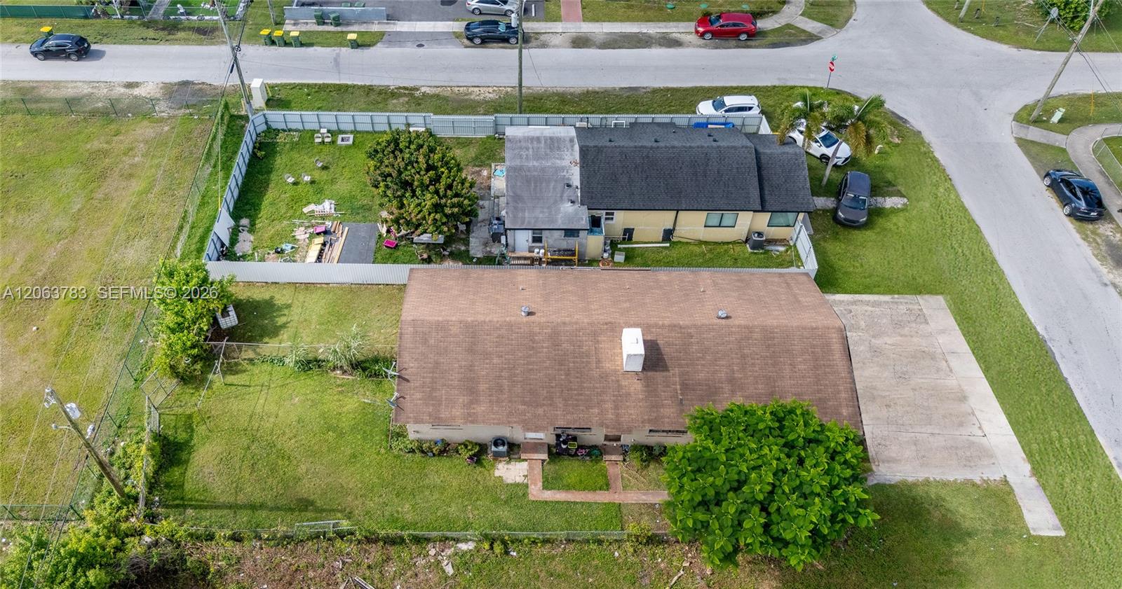   /  2070 sq. ft. $ 2026-08-01 0 foto