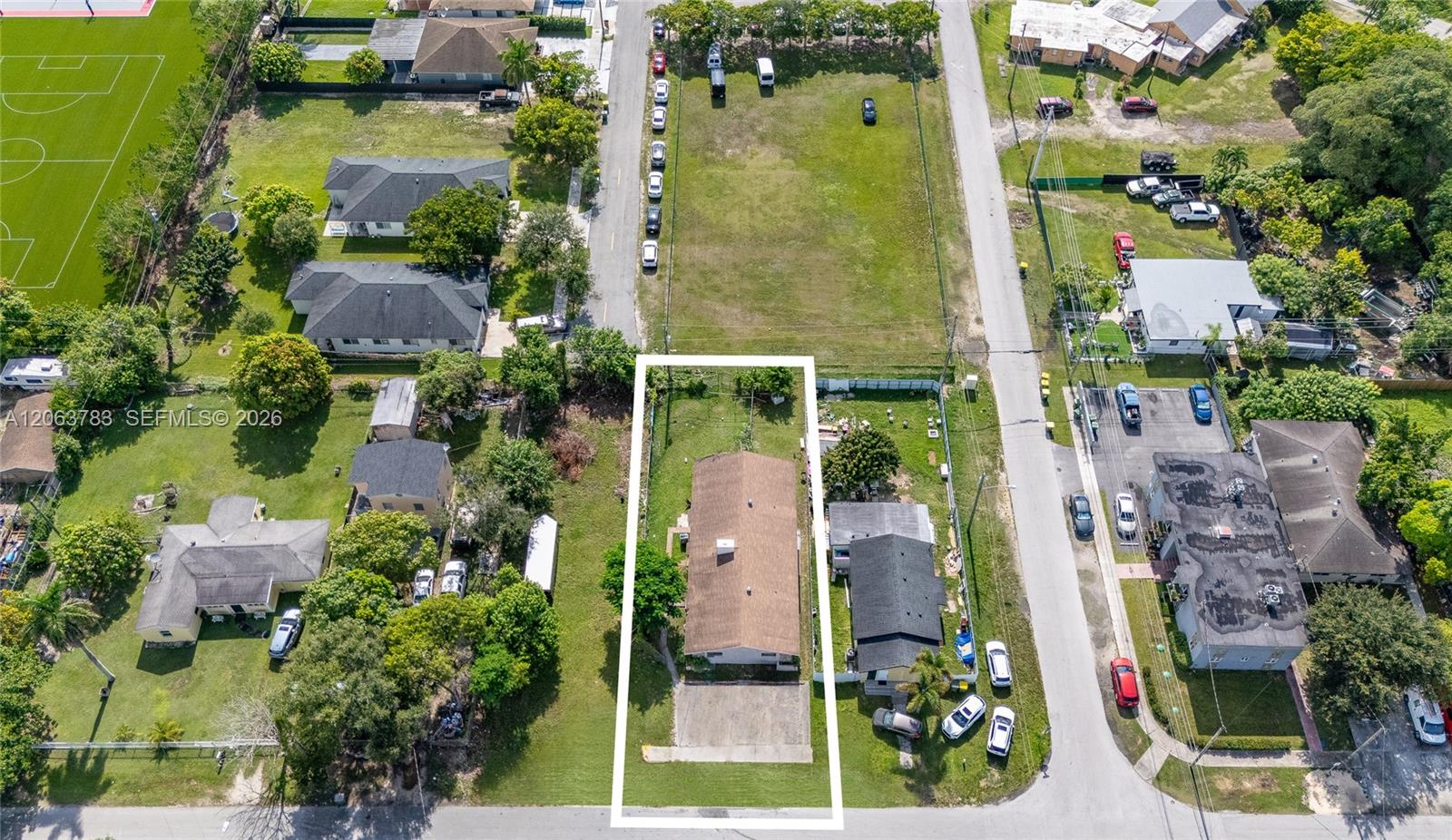   /  2070 sq. ft. $ 2026-08-01 0 foto