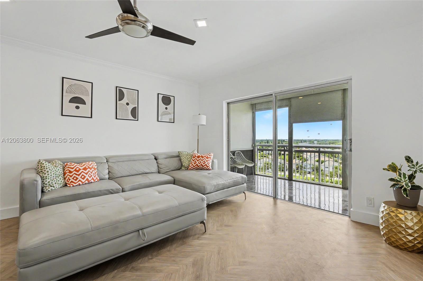 1005A 1 / 2 844 sq. ft. $ 2026-08-01 0 Photo