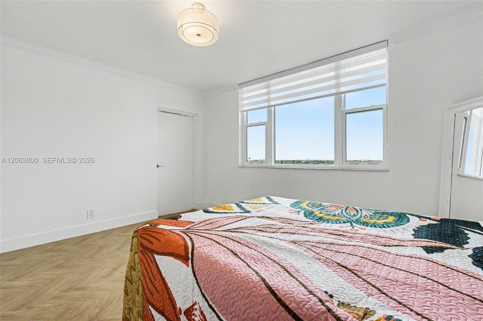 1005A 1 / 2 844 sq. ft. $ 2026-08-01 0 Photo