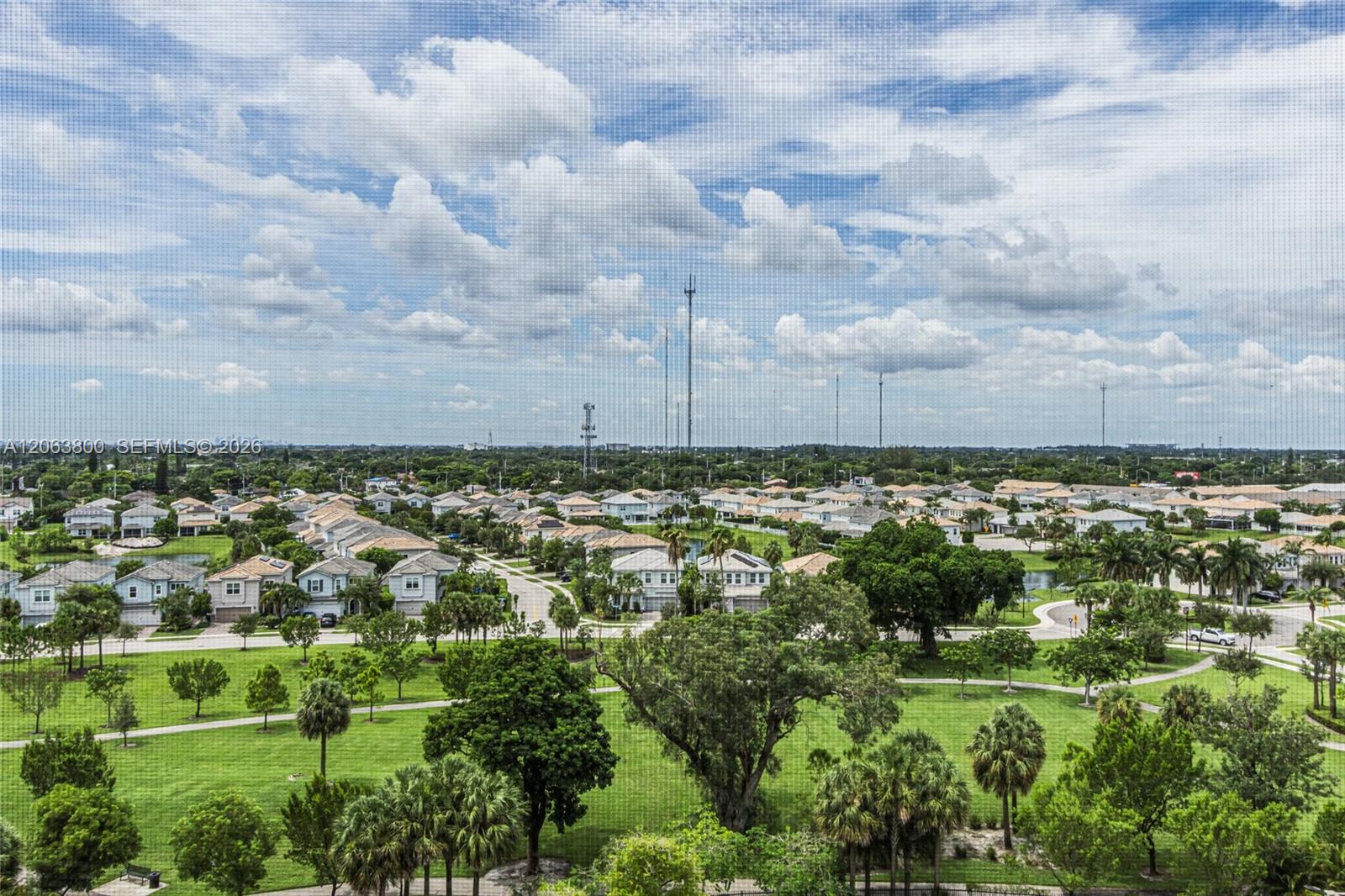 1005A 1 / 2 844 sq. ft. $ 2026-08-01 0 Photo