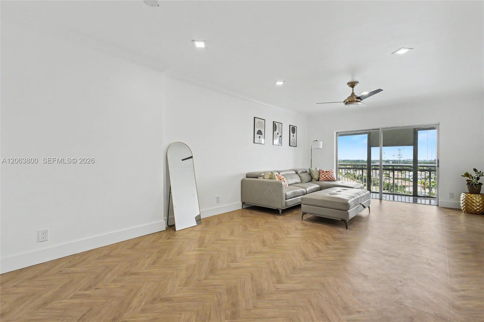 1005A 1 / 2 844 sq. ft. $ 2026-08-01 0 Photo