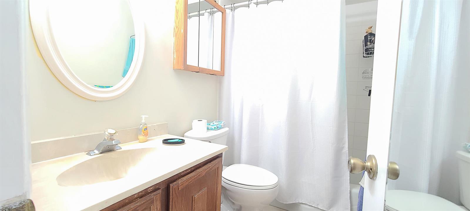 Ver detalles / 0 1800 sq. ft. $ 2026-08-03 0 foto