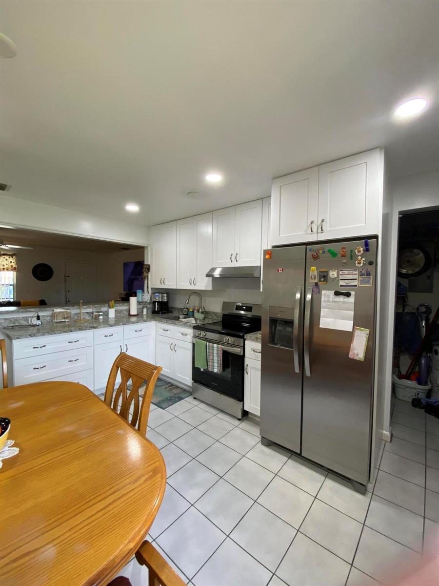 Ver detalles / 0 1800 sq. ft. $ 2026-08-03 0 foto