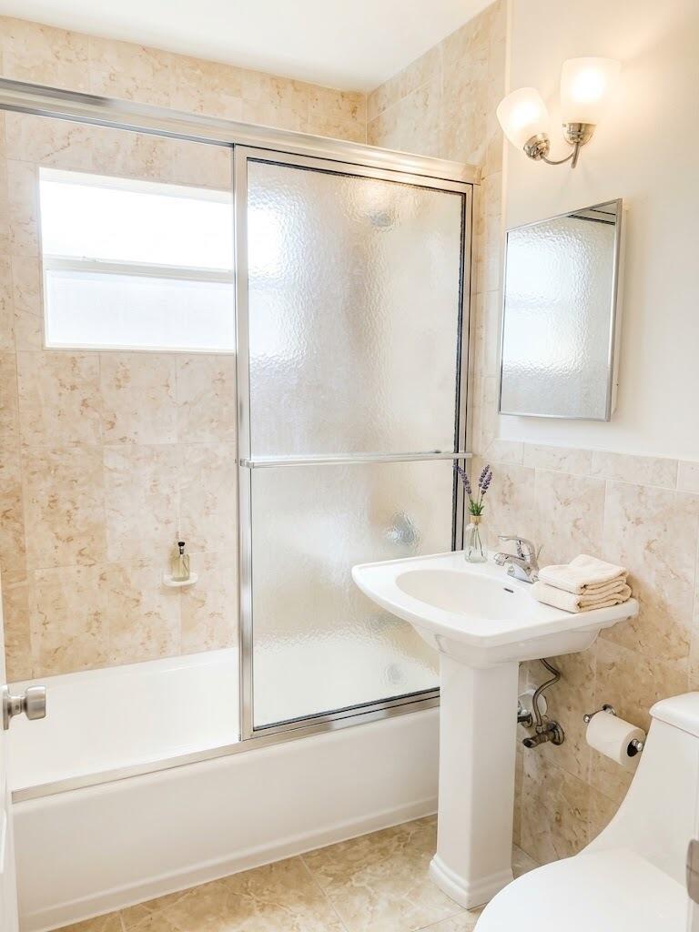   / 0  sq. ft. $ 2026-10-21 0 Photo