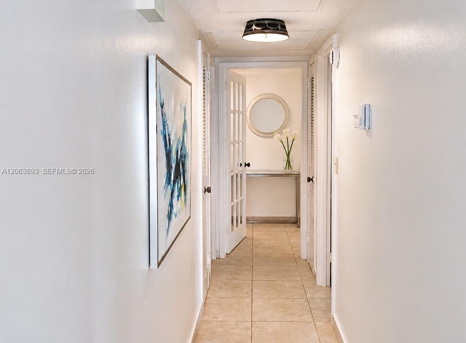 Photo of 2030 Ocean Dr  #521, Hallandale Beach, Florida, 33009 - KITCHEN