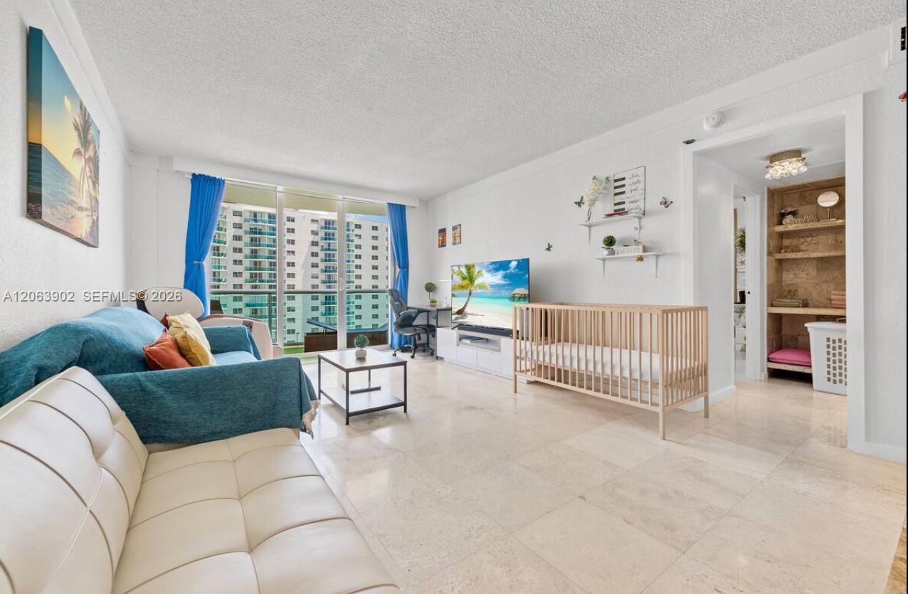 Photo of 3901 Ocean Dr #9B, Hollywood, Florida, 33019 -