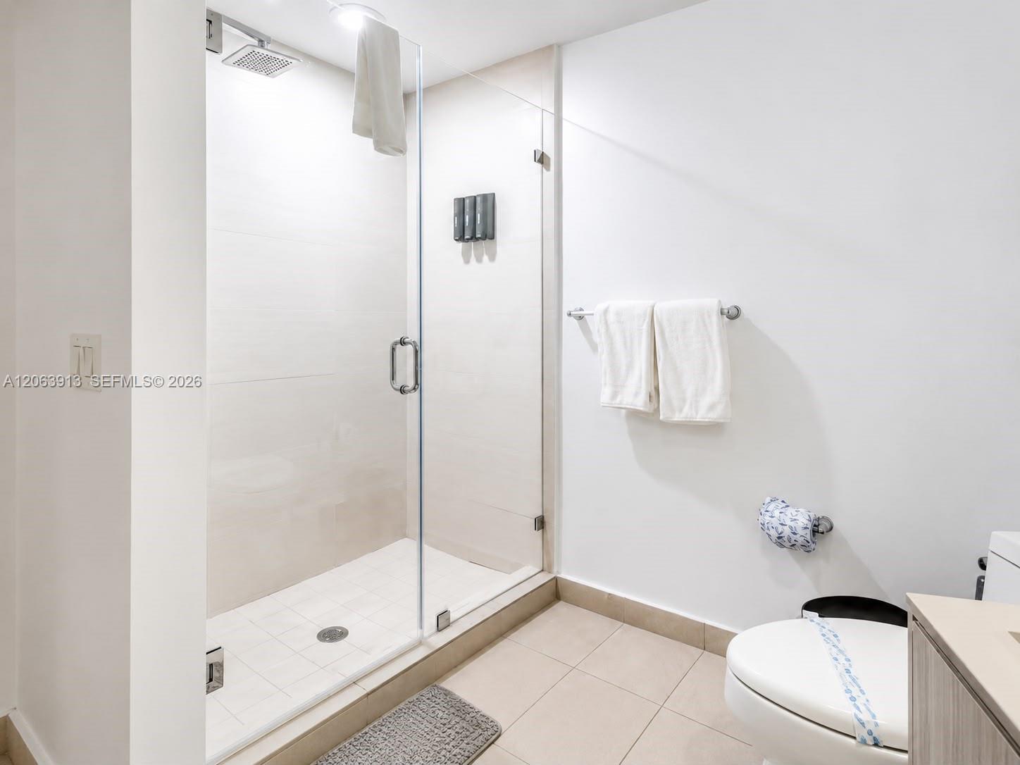 1812 1 / 1 869 sq. ft. $ 2026-08-02 0 foto