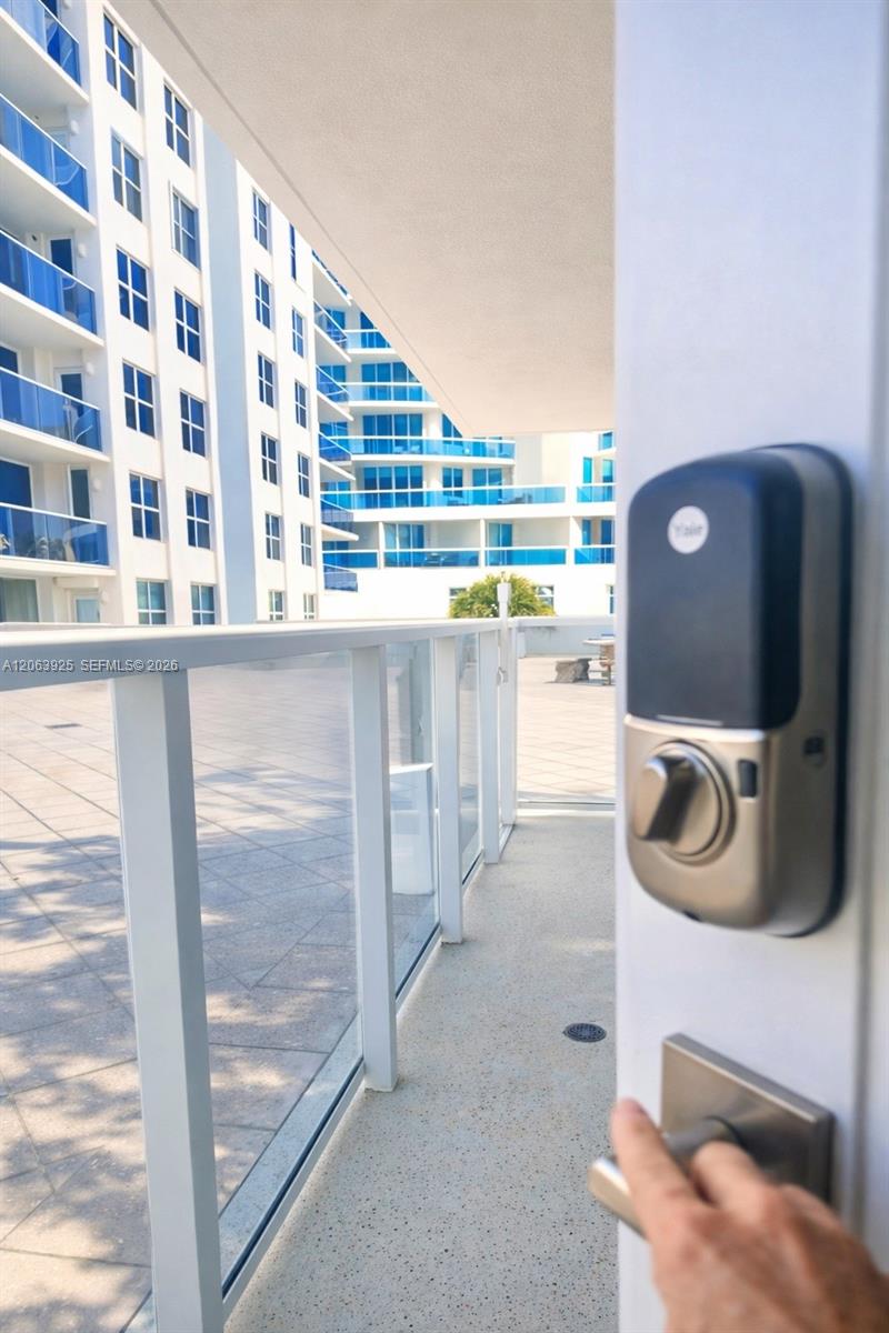 Photo of 2751 Ocean Dr  #301S, Hollywood, Florida, 33019 - 