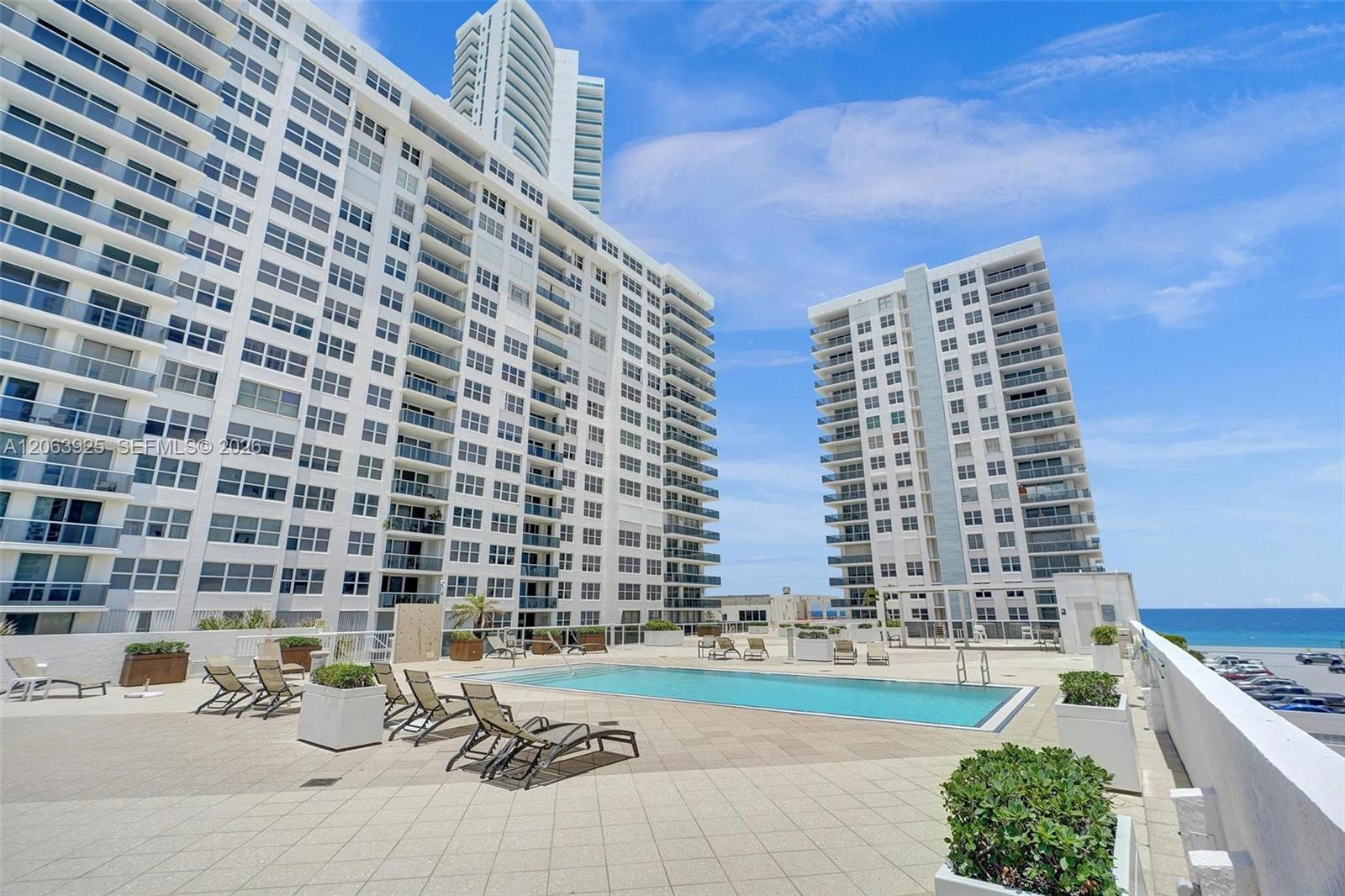 Photo of 2751 Ocean Dr  #301S, Hollywood, Florida, 33019 - 