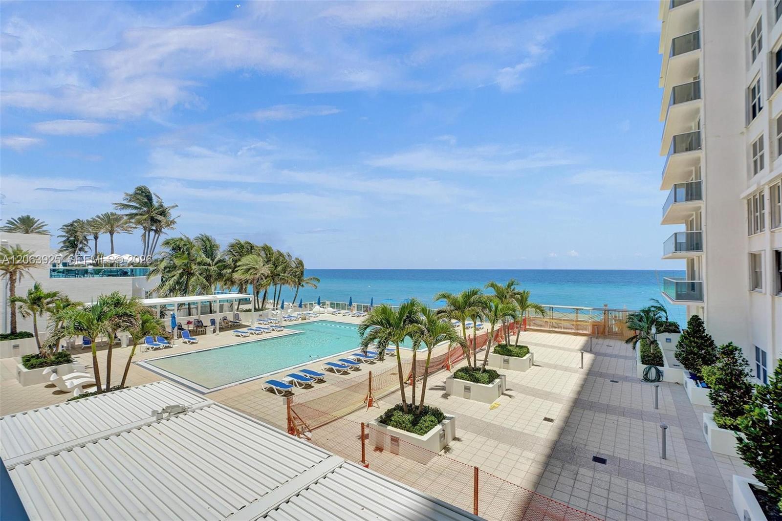 Photo of 2751 Ocean Dr  #301S, Hollywood, Florida, 33019 - 