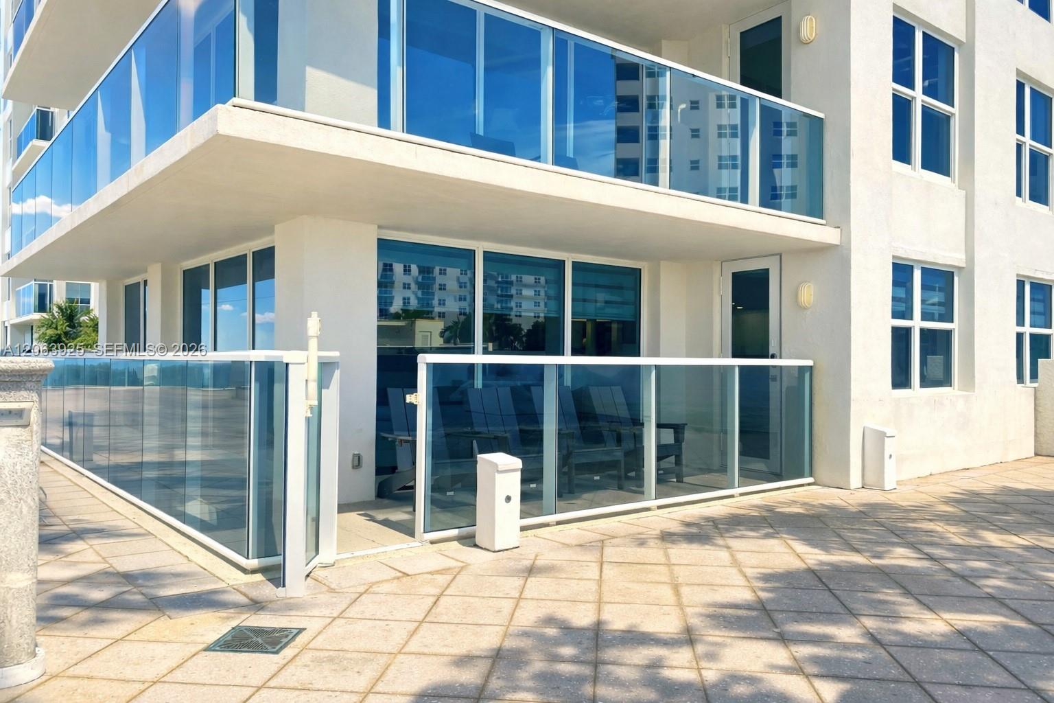 Photo of 2751 Ocean Dr  #301S, Hollywood, Florida, 33019 - 